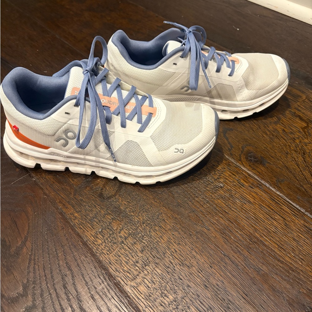 On Cloud Cloudrunner Shoes Sneakers Women’s Size 6